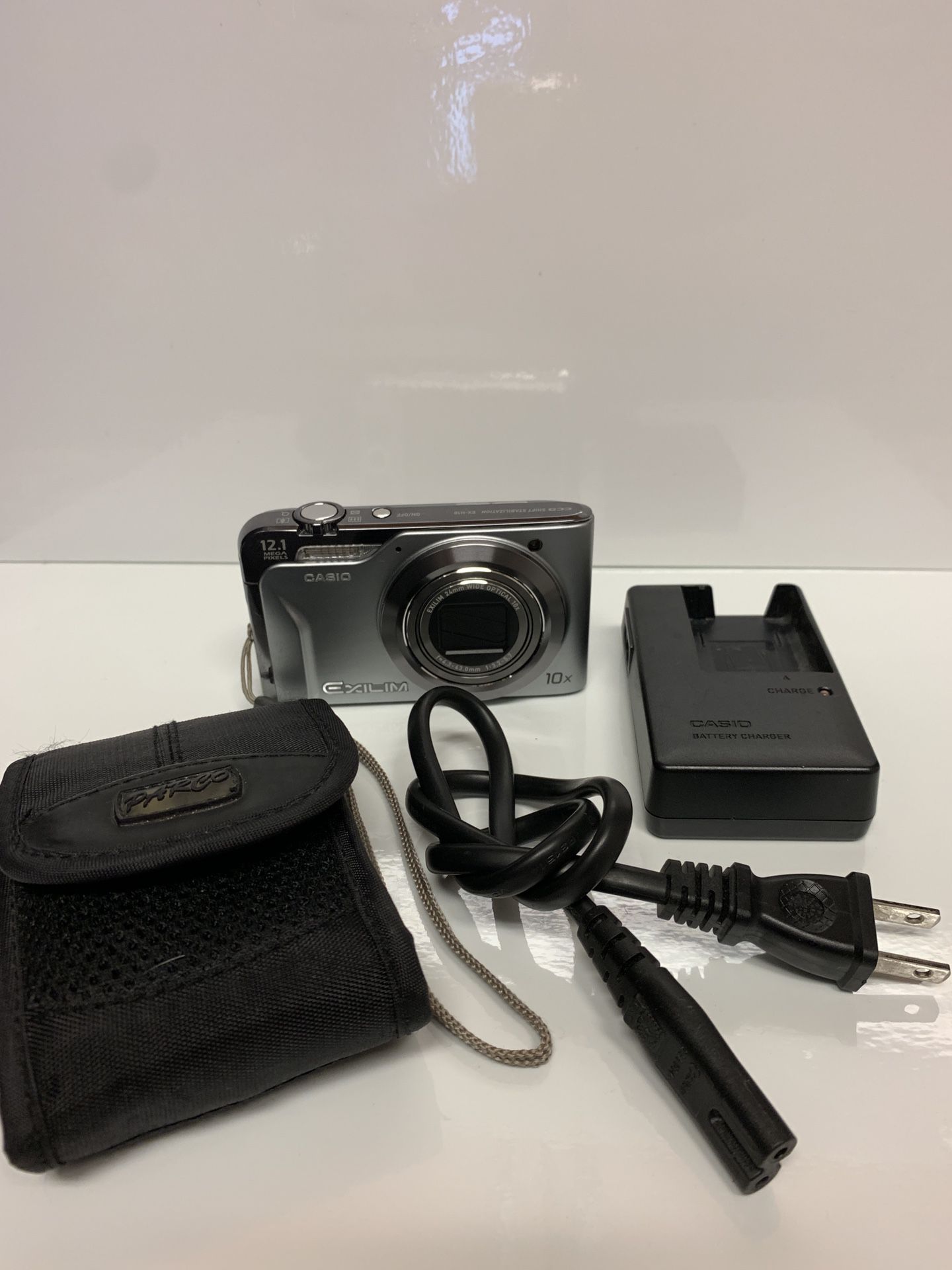 Casio Ex-10 Digital Camera with 12.1 mega pixels-with battery,charger and pouch