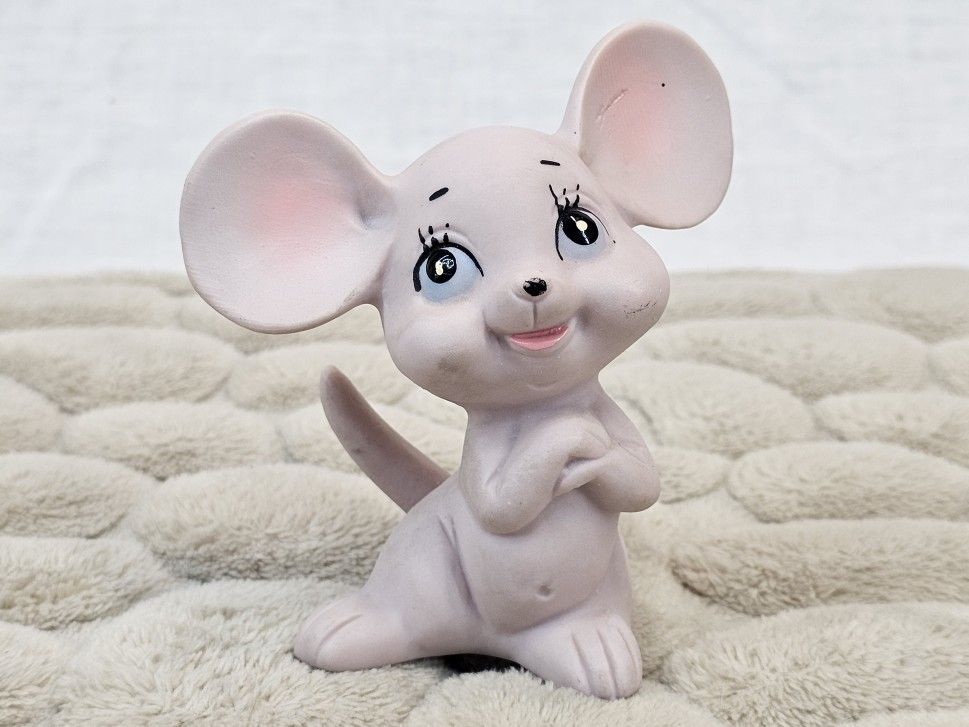VTG KELVIN PINK PORCELAIN MOUSE FIGURINE