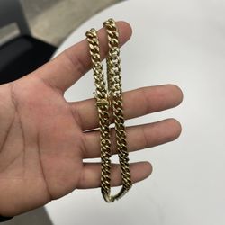 14k Cuban Link Chain