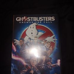 Ghostbusters Answer The Call (2016)