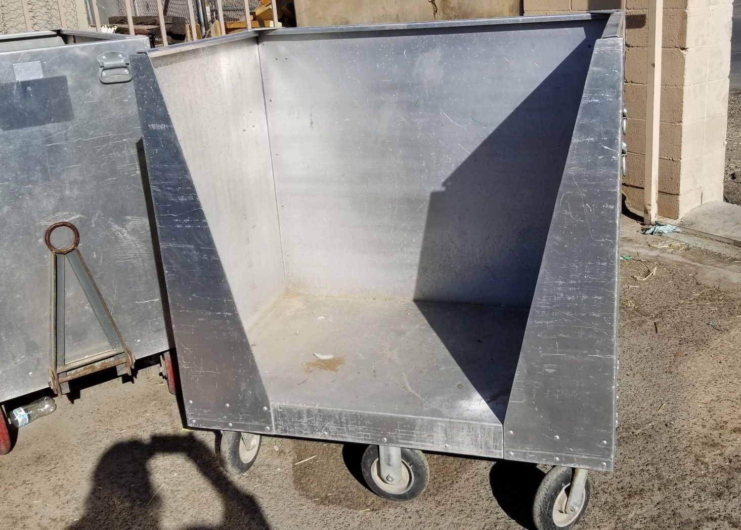 Large bulk carts