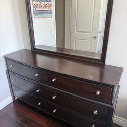 6 Dresser Drawer Mirrored Wardrobe 
