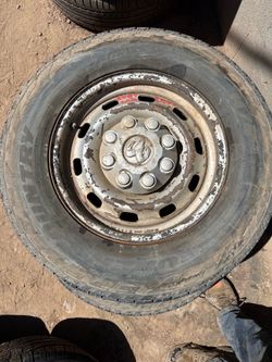 Ram 2500 wheels with tires