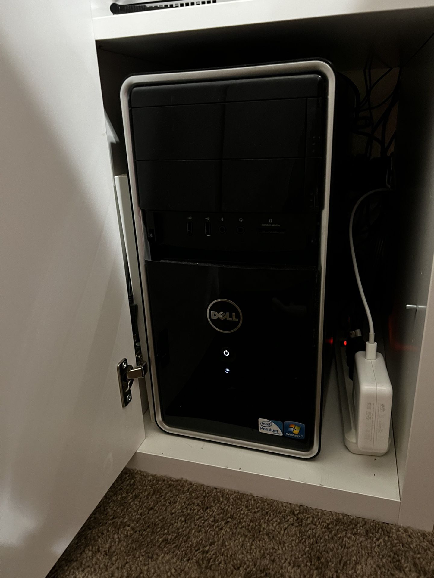 Dell Inspiration PC With Speakers