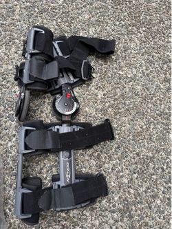 Knee Brace