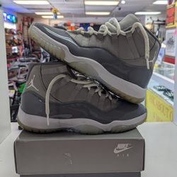 Jordan 11 Retro Cool Greys Size 8