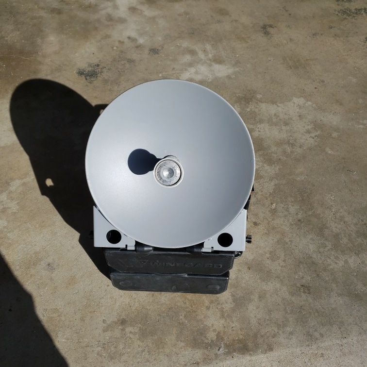 RV Portable Satellite Dish Great For Direct TV