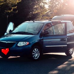 2005 Dodge Grand Caravan