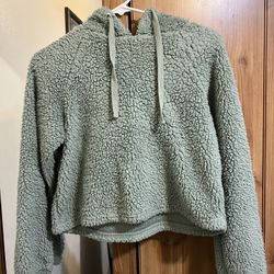 Derek Heart Green Cropped Top. Size M
