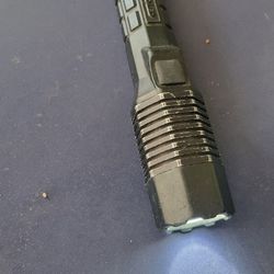 Pelican 7060 Tactical Flash Light