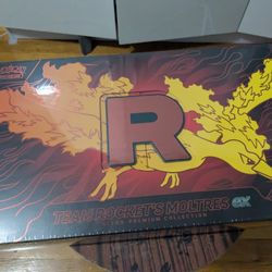 Moltres Ultra Premium Box 