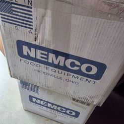 2qty New Nemco 6100A 7 Qt. Countertop Warmer - 120V, 550W