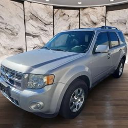 Renting a Ford Escape Hybrid 4-cylinder in excellent condition.