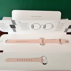 NEW Genuine Apple Watch Band - Series 5 / Sport 40mm
