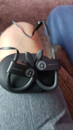 Beats wireless headset