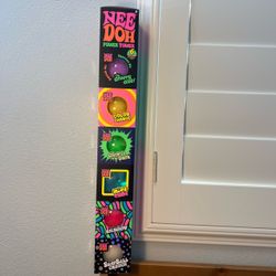NeeDoh Power Tower