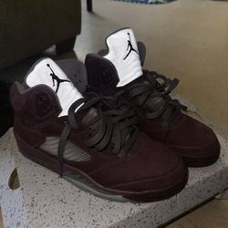 Jordan Retro Burgundy 5