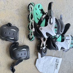 Roller Skates, Adjustable Size For Kids