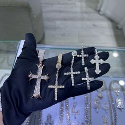 Custom Cross Pendants | VVS | PASSES DIAMOND TESTER ✝️💎