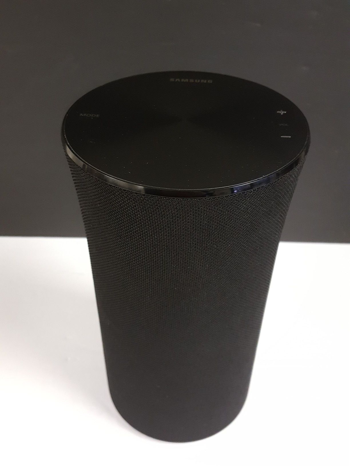 SAMSUNG R1 360 Radiant Bluetooth Speaker