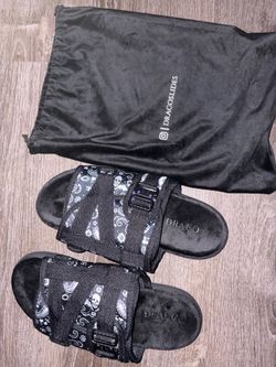 Brand New, Draco Slides, black/white bandana, Size 9 -10