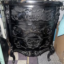 FRENCH  BAROQUE BEDSIDE CHEST TABLE