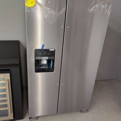 WHIRLPOOL SIDE BY SIDE REFRIGERATOR OPEN BOX ITEM VC 98