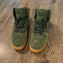Suede Vintage Green Nike Air Force 1 07 LV8