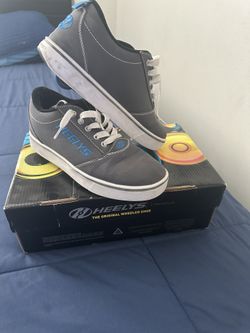  Heelys Size 6