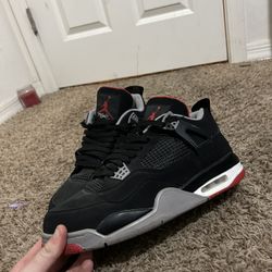 Jordan 4 Bred