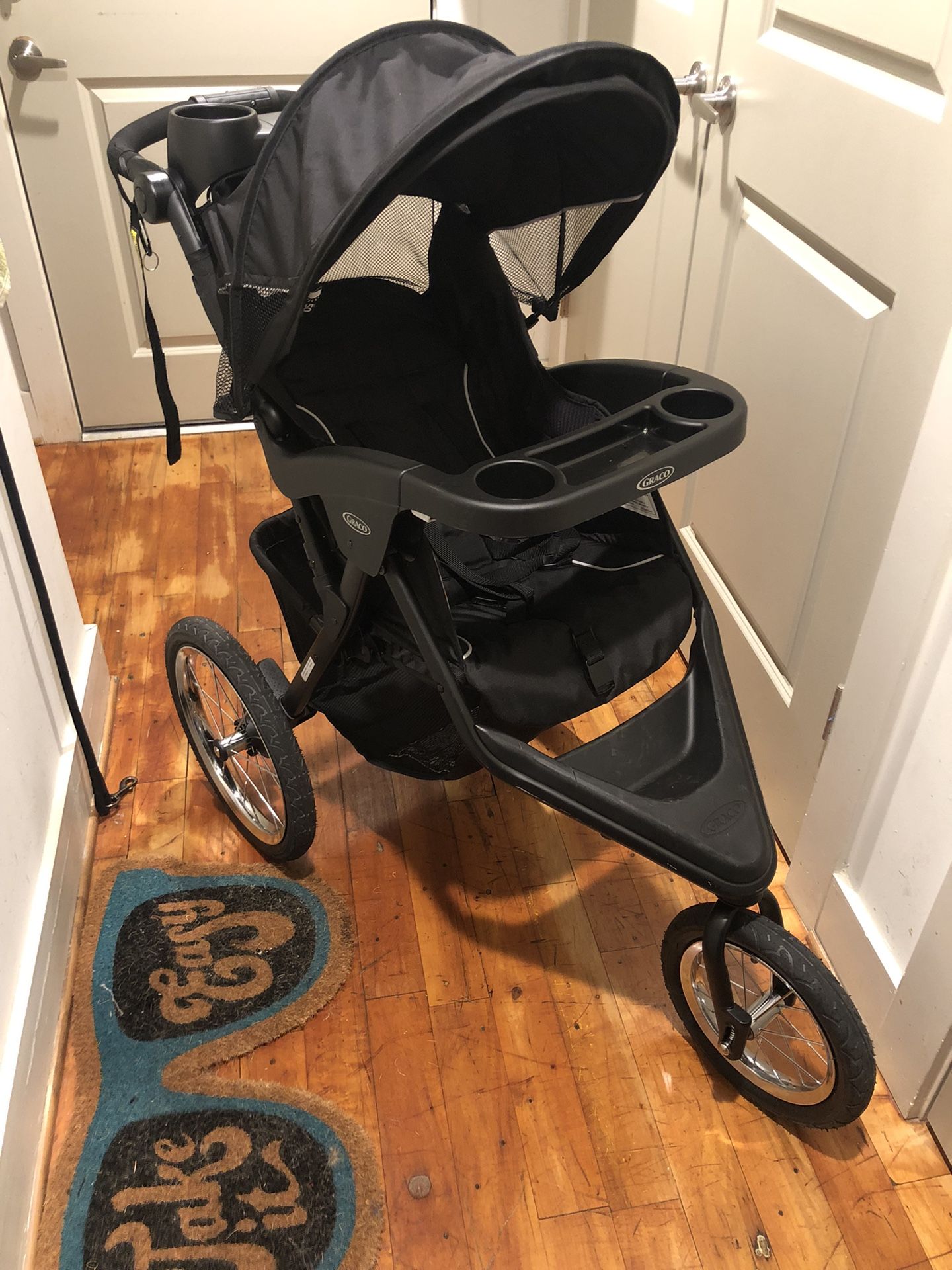 Graco 3 Wheel Trax Jogger Stroller