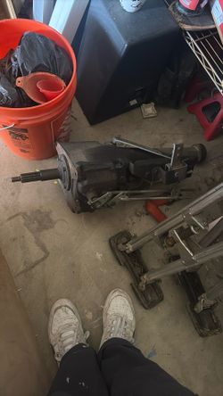 Saginaw Three Speed With Linkage