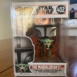 The Mandalorian With The Child Funko Pop 402