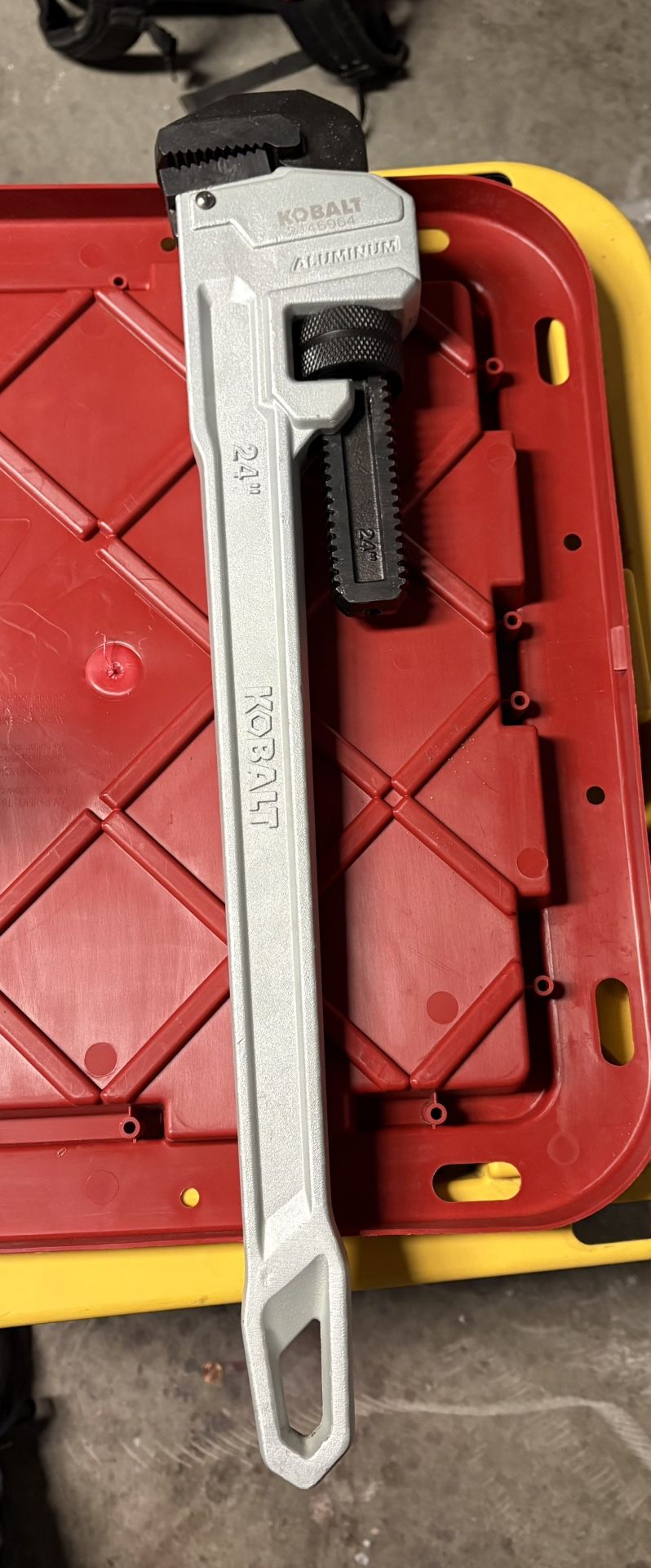 Kobalt 24-in Aluminum Pipe Wrench