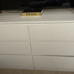 White Dresser With  Six Drawers