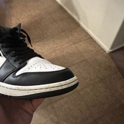 jordan 1 mid game royal 