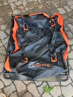 Asinking rack with bag