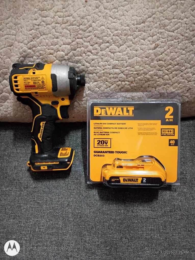 DeWalt Atomic 20 V 1/4" Impact Driver