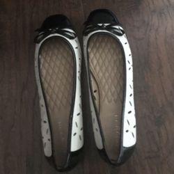 Naturalizer Flats New (Unused)- 8W