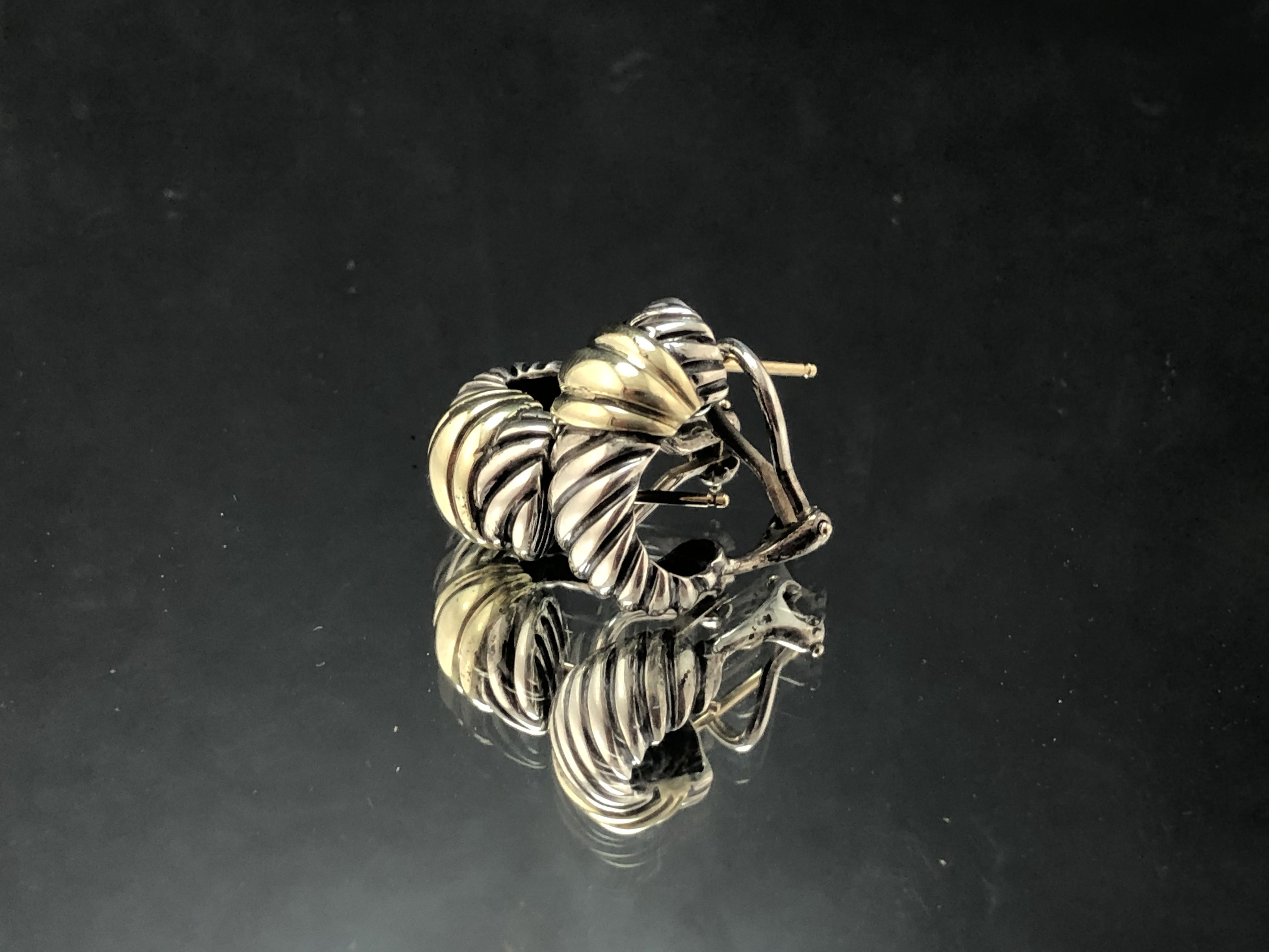 DAVID YURMAN 14k YELLOW GOLD STERLING SILVER THOROUGHBRED CABLE SHRIMP EARRINGS