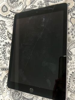 iPad 6th generation 32 GB