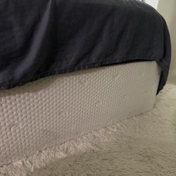 Queen size metal box spring
