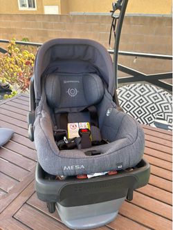 UppaBaby Mesa Infant Car seat