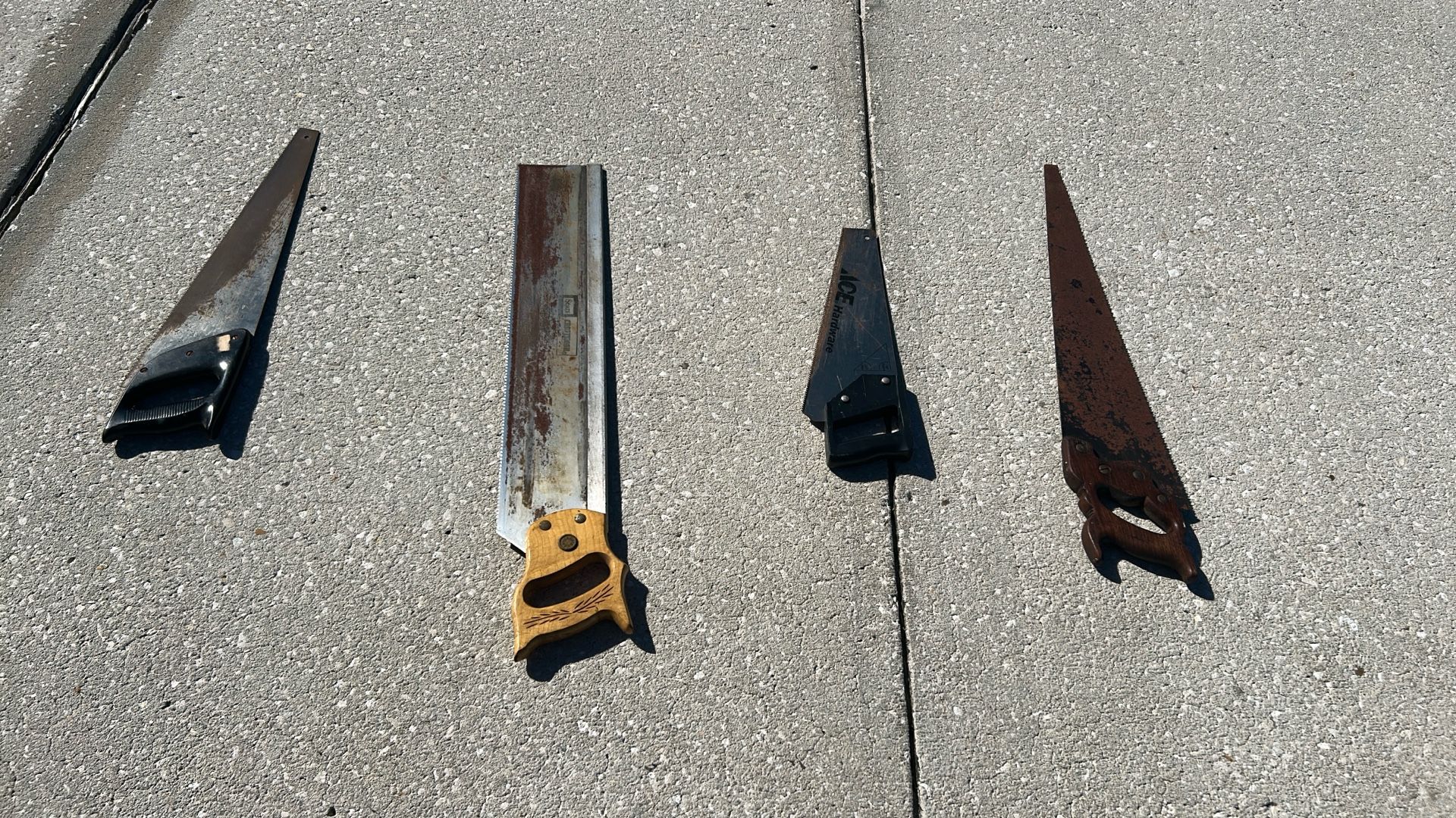 Hand Log Saws (Pack Or Solo)