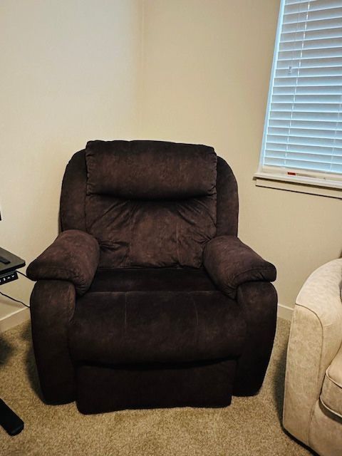 Big Boy Recliner