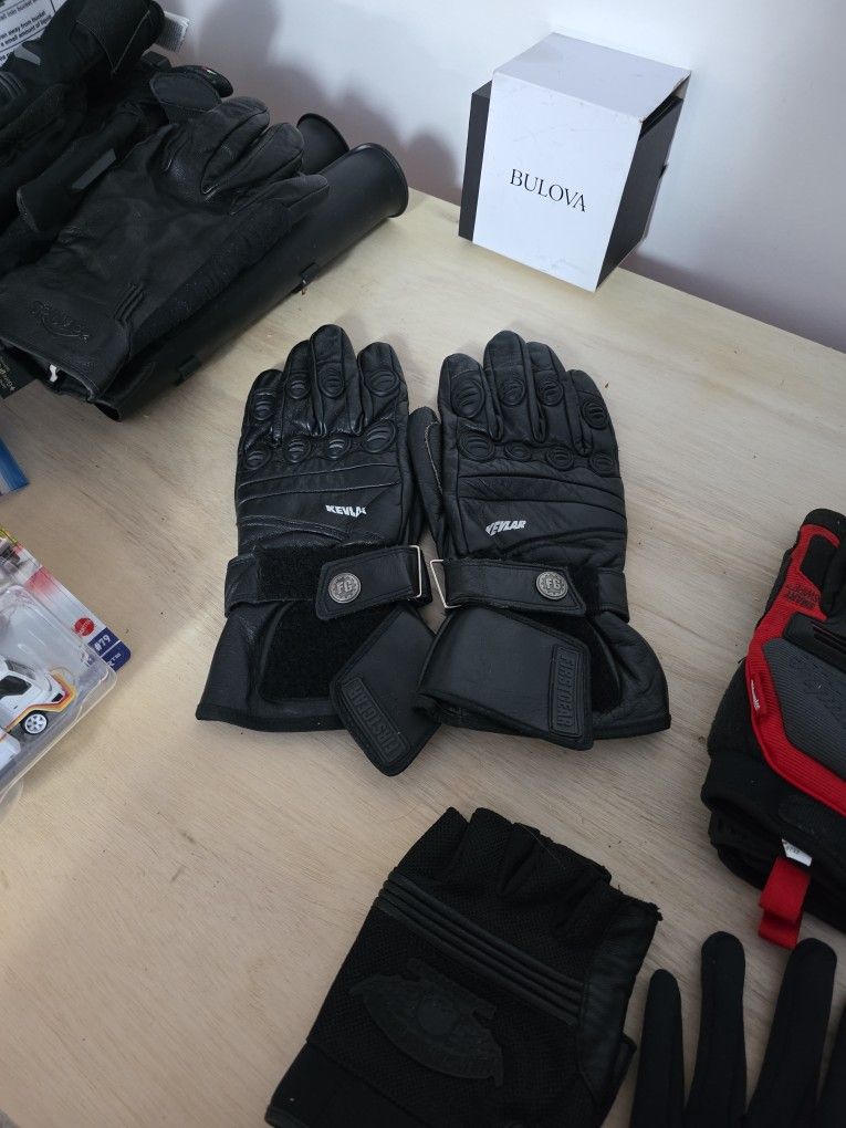 First Gear Kevlar Glove Size Medium
