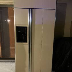 GE Monogram Luxury Built-In Refrigerator