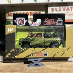 M2 Machines 1:64 GMC Sierra 