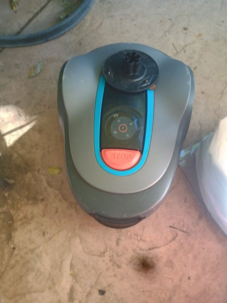Robotic Lawn Mower By Granger