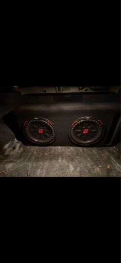 Subwoofer and amp new condition